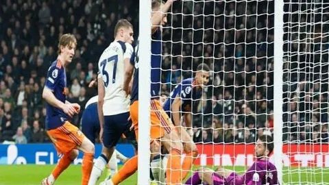 林高远与格罗特激战正酣，3-1逆转夺冠！起步稍显慢热，四次赛点惊魂未定